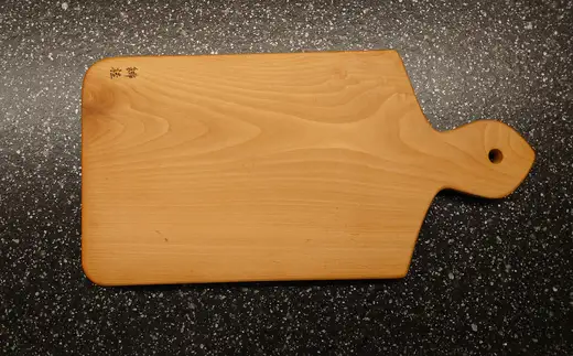 緋桂のカッティングボード（まな板）無垢材（小）【山仁物産 】