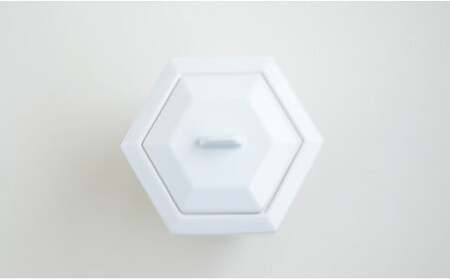 有田焼 Angel’s home 天使たちのおうち ANGEL'S WHITE -エンジェルズホワイト-【よう楽庵・たかす】六角型 ペット 骨壺 小型犬 犬骨壺 猫骨壺 動物骨壺 仏具 ミニ 骨壺 メモリアルポット df016