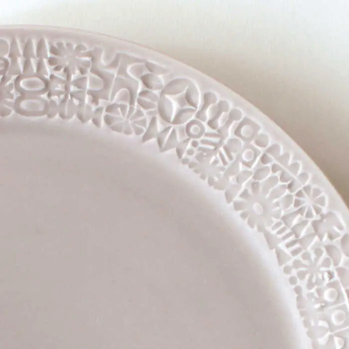 【波佐見焼】PATTERNED PLATE 21 greige 【BIRDS’ WORDS】[CF094]