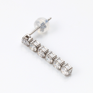 Deliciae 揺れるラインピアス Pt900 天然ダイヤモンド1.0ctUP DPE-52-PT-0101-P