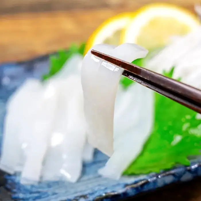 船上スミ抜きケンサキイカ 700g以上（3～5杯）【いか 剣先いか 700g以上 烏賊 イカ ケンサキイカ 贅沢 刺身 おかず おつまみ お酒 冷凍 地物 天然物 新鮮 真空パック 旨い 海産物 魚介類 獲れたて】