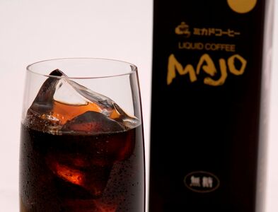 ＜ミカド珈琲＞ミカドコーヒーMAJOリキッドコーヒー 無糖 1000ml×6本 ALPDI030