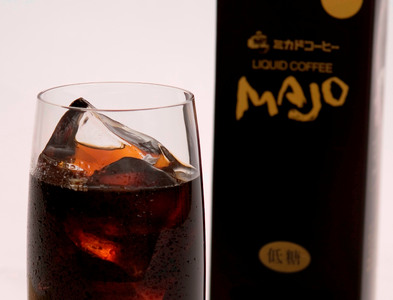 【定期便3か月連続】＜ミカド珈琲＞ミカドコーヒーMAJOリキッドコーヒー低糖1000ml×6本 ALPDI039