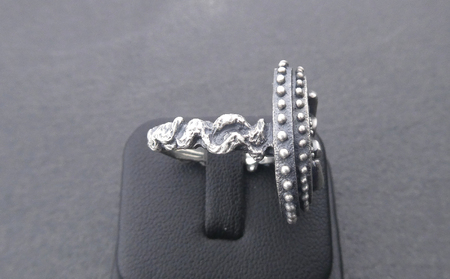 Moon  ring ムーン リング ｜ 指輪 シルバーリング シルバー シルバー925 ハンドメイド 手作り ゆびわ りんぐ アクセサリー 月 モチーフ 925 ハンドメイド 選べる サイズ ジュエリー アクセ ファッション 人気 シンプル ギフト プレゼント 年末年始 お中元 お歳暮 内祝い 快気祝い
