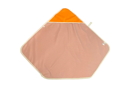 EVACKiDS 避難用防炎・防寒おくるみ オレンジ 避難用 緊急 災害用 保育 防災用品 防炎 蓄熱 保温 フード ケープ ブランケット 新生児～大人 74-CB
