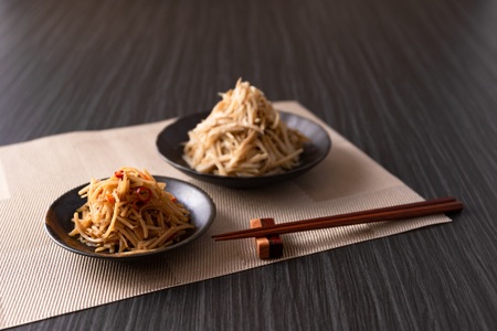 ＜【訳あり】冷凍野菜3種詰め合わせ 合計1.4kg（ささがきごぼう・千切りごぼう・ほうれん草）＞【MI406-bk】【ベーカリー梅茂登】