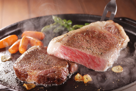＜宮崎牛ロースステーキ 600g（150g×4枚）＞ A4 A5 宮崎牛 A4ランク ロースステーキ ステーキ用 ギフト  送料無料 【MI159-nh】【日本ハムマーケティング株式会社】
