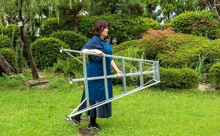 アルミ製 脚立 三脚 180（長さ180㎝×幅108㎝(底部幅)）ライトステップ SE-6 【沖縄・離島配送不可】岩手県 北上市 O0113 三協製作所