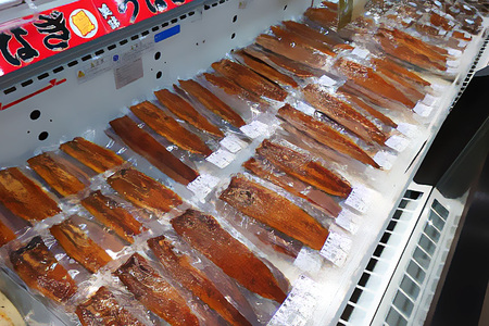 やわらか国内産 うなぎ蒲焼 満足サイズ! 120～140g 4尾 計480g以上 ふっくら蒲焼き ブランド鰻使用 秘伝のタレ・山椒付き 湯煎で簡単調理 うな丼 ちらし寿司 贈答用 ギフト 冷蔵配送 国産 茨城県 潮来市 (A23-014)
