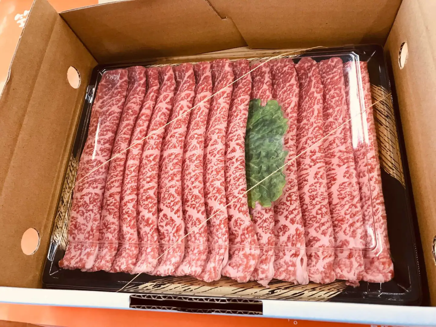 【A5~A4等級！】モモ すき焼き・しゃぶしゃぶ用 300g [BGAP002]すき焼き肉 すき焼き肉