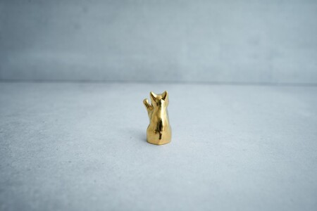 18金の招き猫 開運 黄金の縁起置物 / K18イエローゴールド25g 手のひらサイズの可愛いオブジェ / K18-BC001