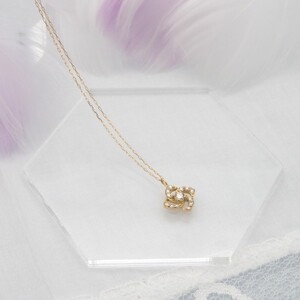 K18　0.15ct　フラワーダイヤモンド ペンダントネックレス　FHH-019725
