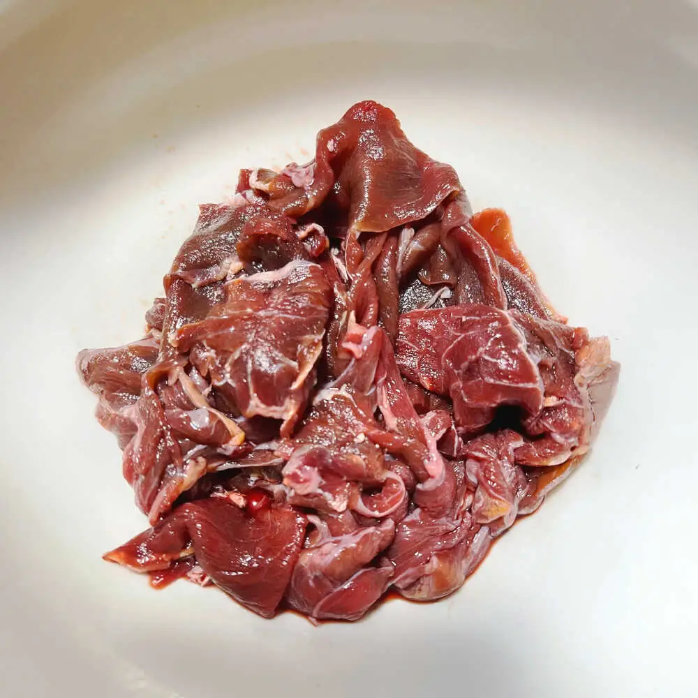 【全6回定期便】ペット用 馬肉 切り落とし (2kg)  ペットフード 馬肉 [AYCT016]