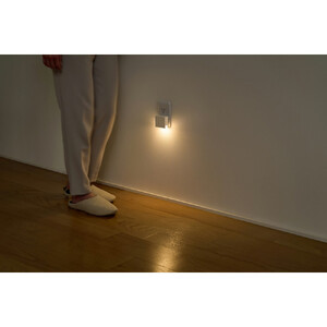 照明 コンセント式LEDセンサーライト 明暗センサータイプ CSL-IS