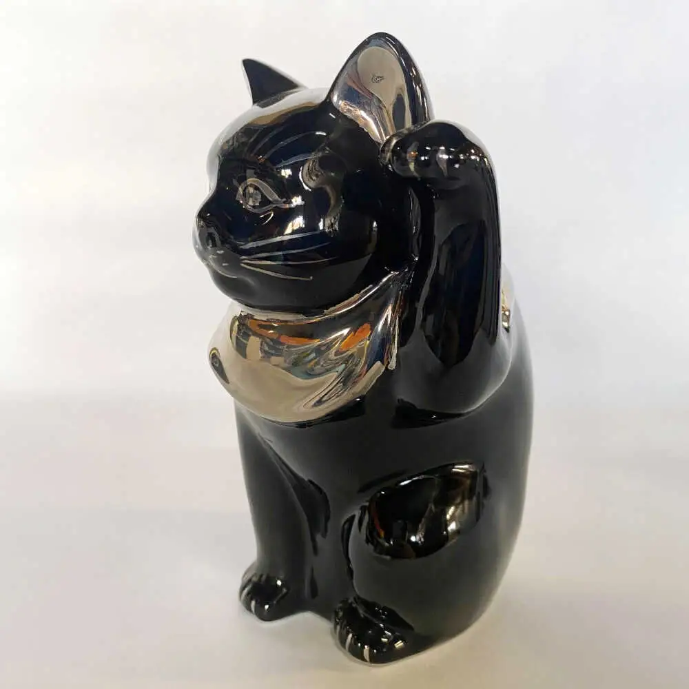【瀬戸焼】江戸猫 ブラック プラチナ 左手上げ 19cm 化粧箱入り【スズカ】 / 招き猫 インテリア 雑貨 置き物 開運 / 瀬戸市 [BBDJ006]