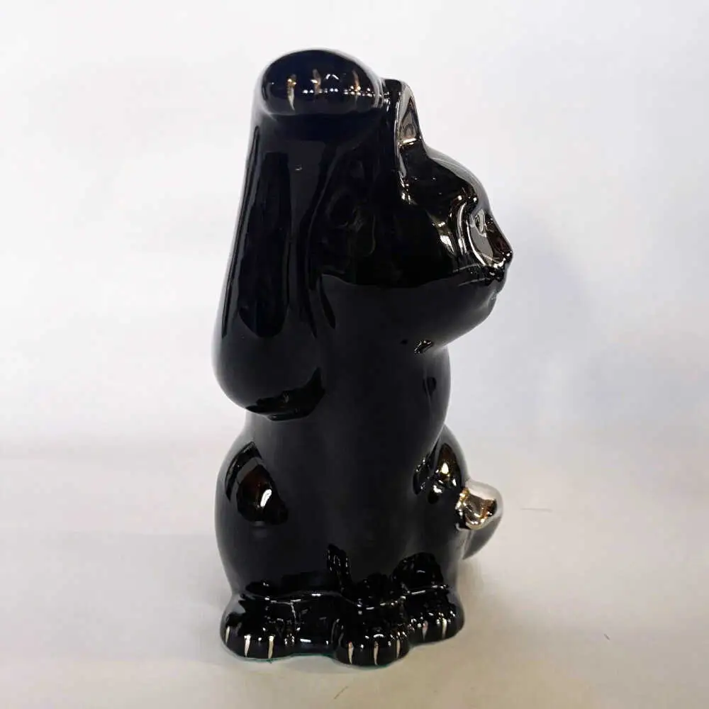 【瀬戸焼】横猫 ブラック プラチナ 右手上げ 17.5cm 化粧箱入り【スズカ】 / 招き猫 インテリア 雑貨 置き物 開運 / 瀬戸市 [BBDJ010]