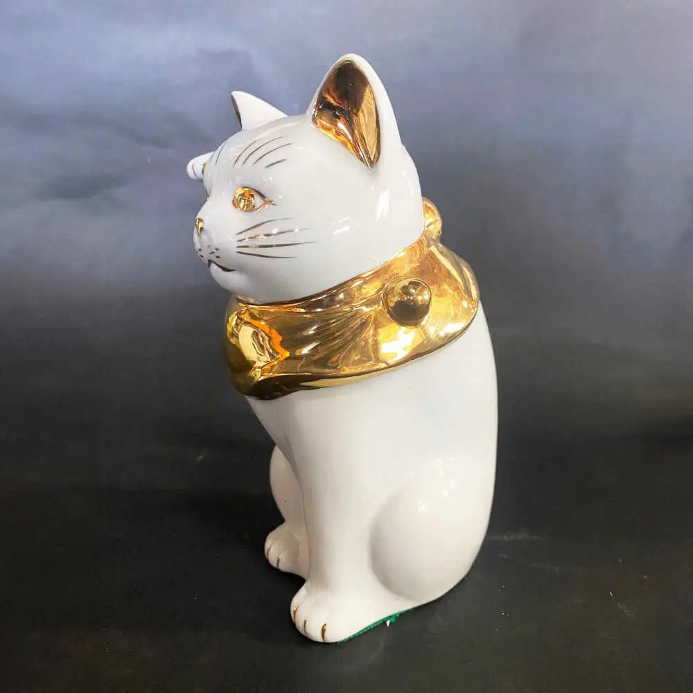 【瀬戸焼】江戸猫 ホワイト 本金 右手上げ 19cm 化粧箱入り【スズカ】 / 招き猫 インテリア 雑貨 置き物 開運 / 瀬戸市 [BBDJ001]