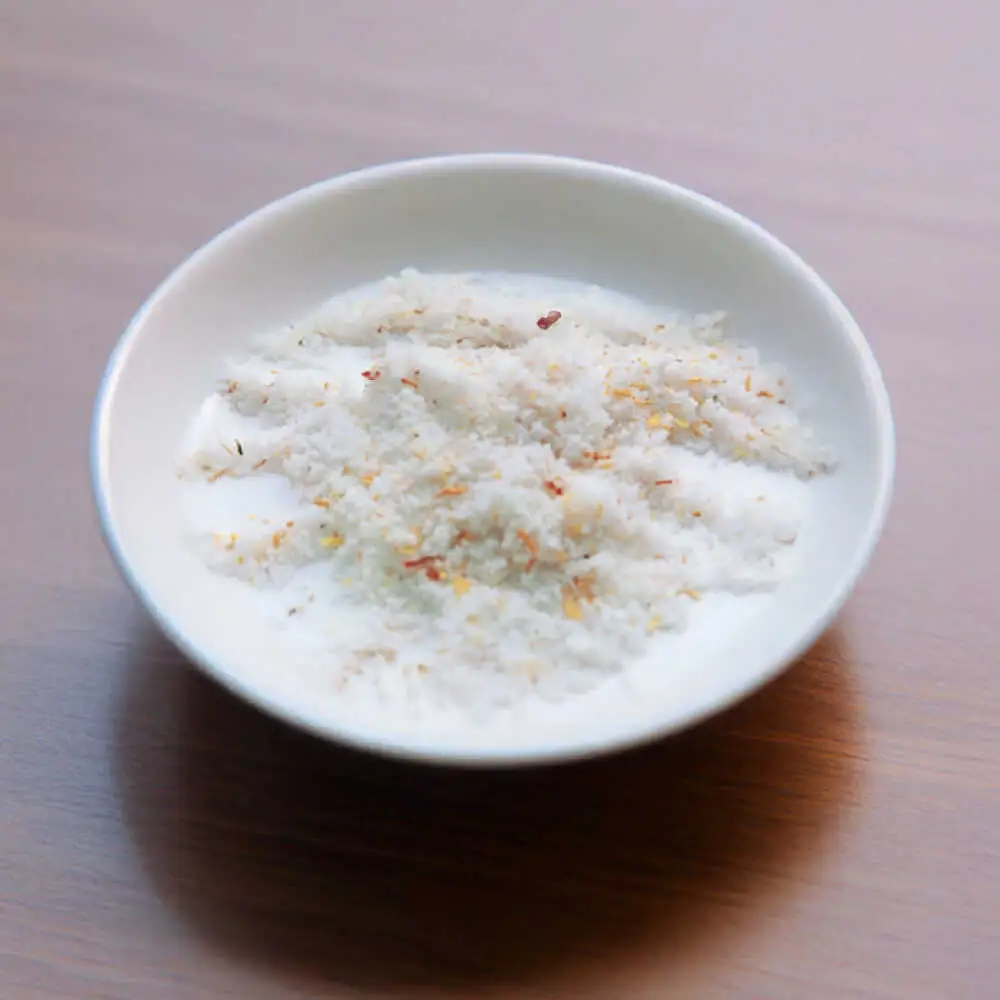 塩 しお 沖縄県産食用菊100％ 黄金のまーす 塩 4袋入り (70g×4)  BCCA001 調味料