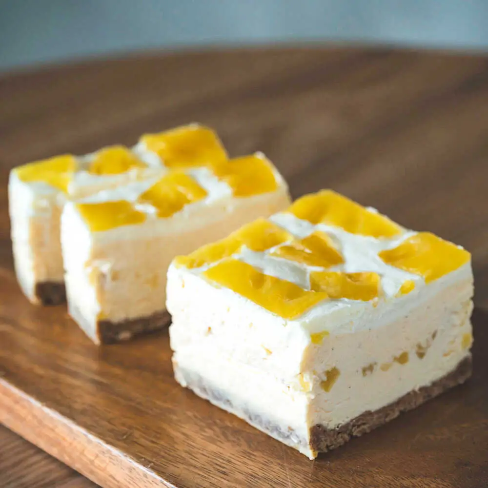 チーズケーキ パイナップルチーズケーキ (約350g)   BCCC002 ケーキ