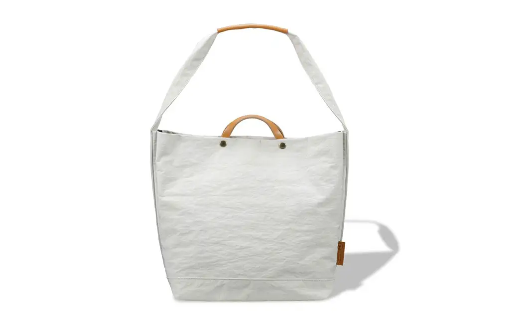 豊岡鞄 TUTUMU News Paper Tote 2WAYトートバッグ（S2000 24-152）キナリ