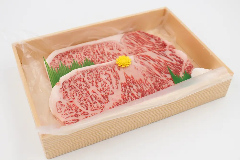 【8月発送分】極上近江牛サーロインステーキ【400g(200g×2枚)】【CB08W-8m】【 近江牛 】 牛肉