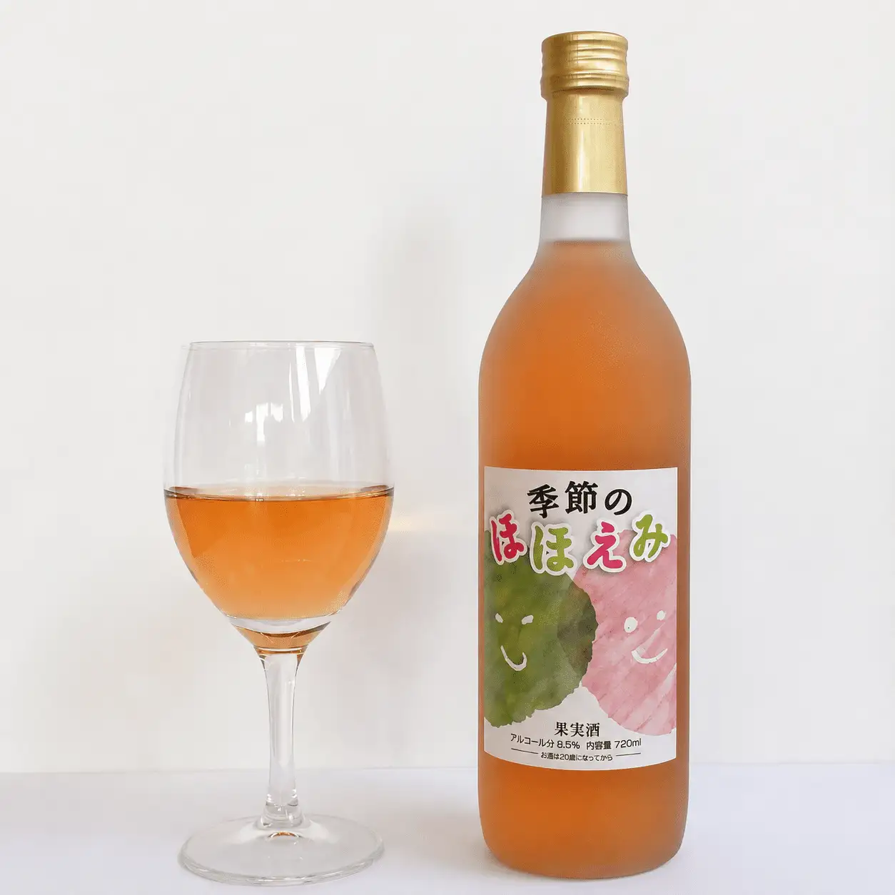 あたご梨のロゼワイン(1本x720ml)＆パウンドケーキ(カット6枚)の果樹園ギフト！(岡山県産) 【KF-S006-03】