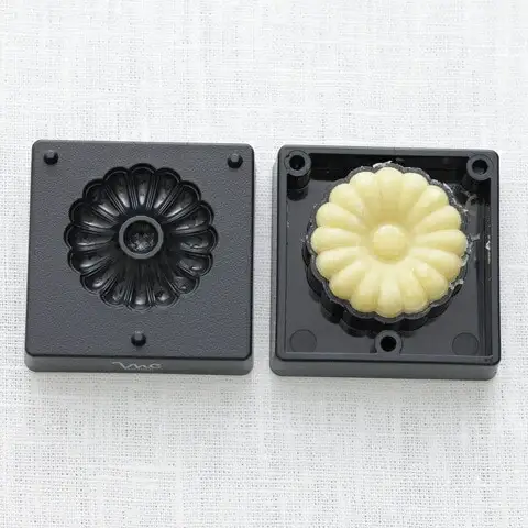 【手作り和菓子シリーズ】●練りきり型（へら付）：花シリーズ● プラスチック製 和菓子 調理 料理 製菓 キッチン 調理器具 和菓子 お菓子 抜き型 押し型 型抜き ねりきり 押し寿司 千葉真知子先生監修〈スケーター株式会社〉   8-049
