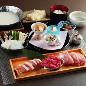 月日亭 近鉄奈良駅前店　お食事券（10,000円分） 株式会社近鉄リテーリング   34-012