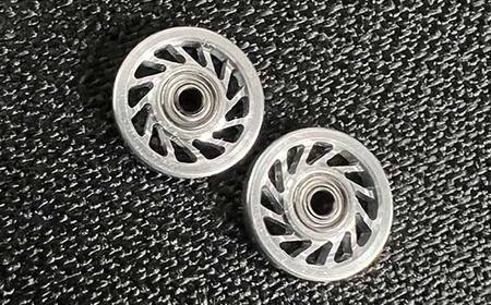タミヤ ミニ四駆用 ベアリングアルミローラー（切削加工品）アルミローラーセット 13ｍｍ H735262 ミニ四駆 アルミローラー 東原工業所 岐阜県 中津川市 F4N-1891