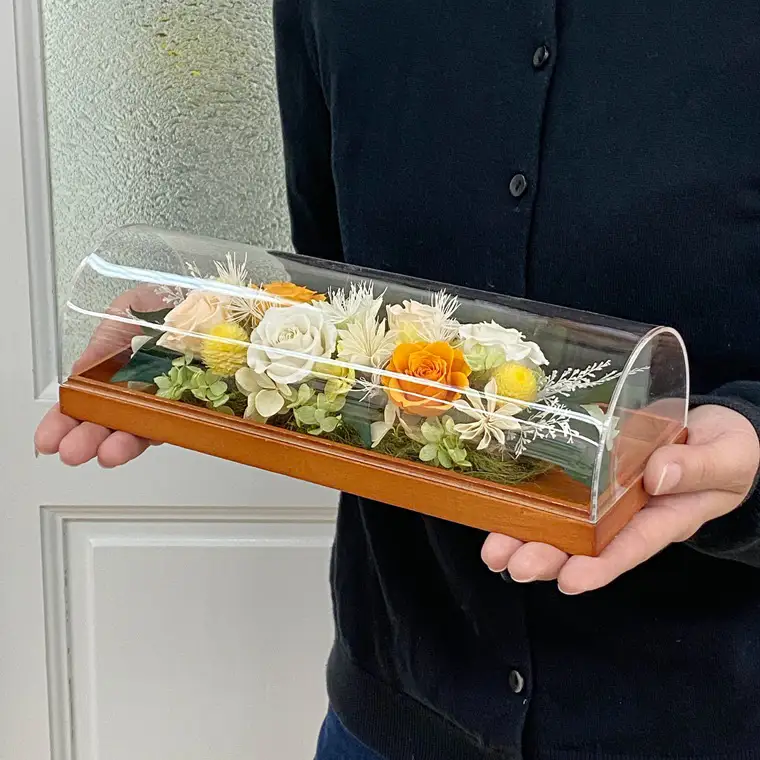 プリザーブドフラワー【シュクレ オレンジ】【埼玉県 春日部市 シュガーパイン フラワーギフト 誕生日プレゼント インテリア雑貨 テーブルフラワー オレンジアレンジ】(AJ257)