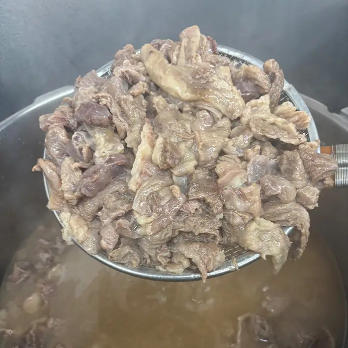639 常陸牛 牛すじ ボイル 250g×4パック（スープ500g付き）【茨城町農業公社】