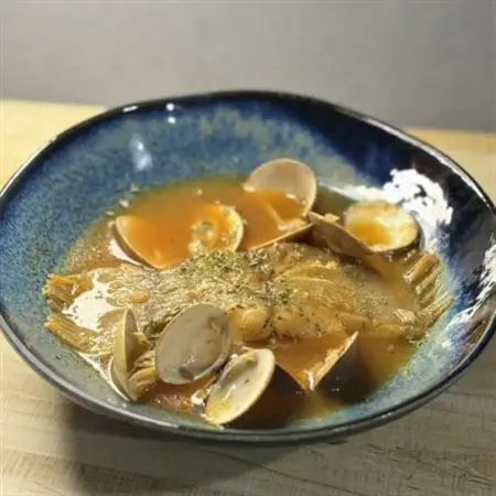 一夜干し「ゾウリカレイ 3尾」と「かれいのイタリア風魚介スープ」を得意料理にするセット　MM0263【配送不可地域：離島】【1613947】