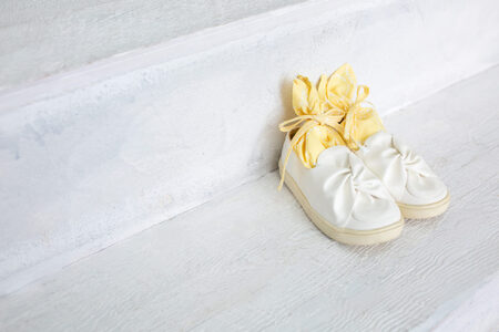 消臭 除菌 『 kukkia（靴用）（花）』【 イエロー×ホワイト 】| koti コティ ハンドメイド 手づくり 靴の消臭 剣道 消臭雑貨 日用品 家 脱臭 空気感染 予防 カビ 細菌 ウィルス 喘息 アトピー ヨード建材 オススメ 千葉県 君津市 きみつ