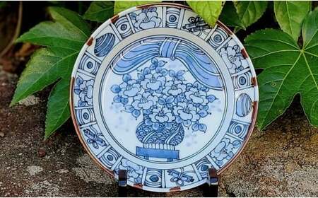 有田焼 渕錆藍椿縁紋様図 21cm 皿 ～華一園シリーズ～【西山錦華堂】食器 器 うつわ 皿 プレート 牡丹 手描き 50000円 5万円 fp007