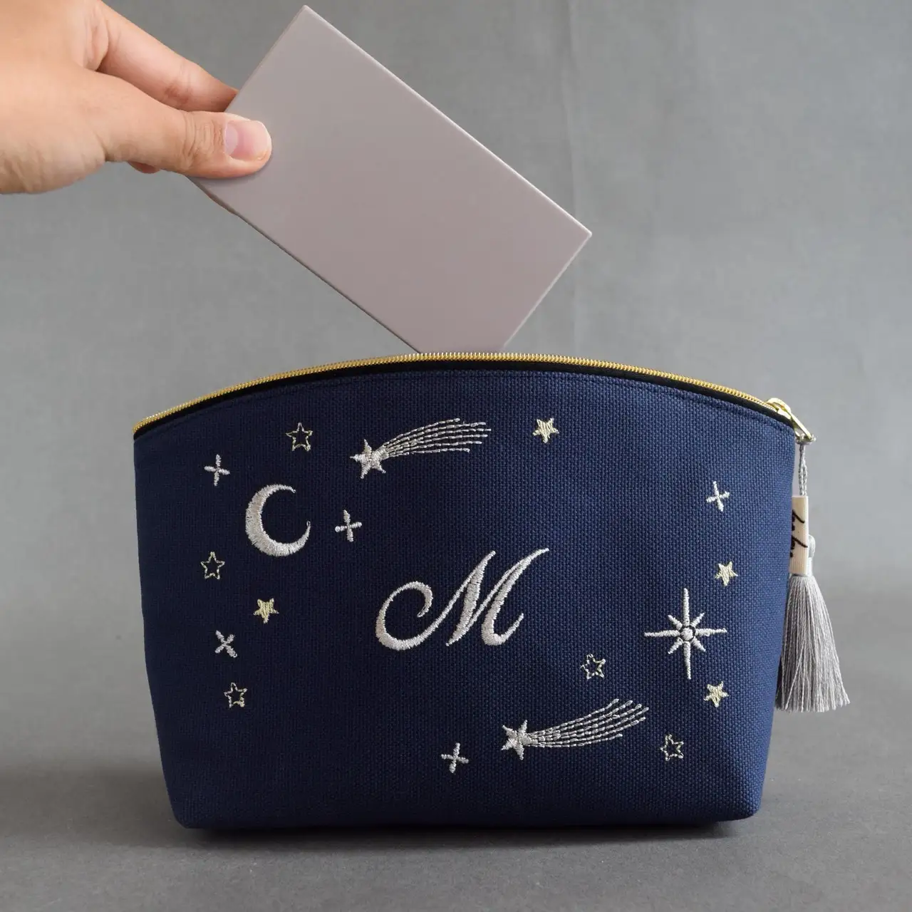 星空の刺繍ポーチ【A】| 栃木県 那珂川町 送料無料