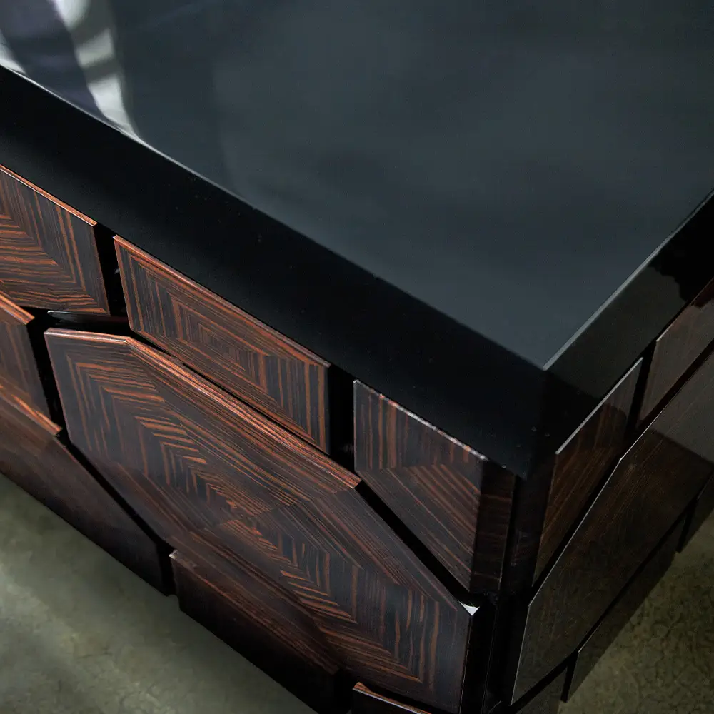 Tortoise Low Cabinet ／ 家具 トータス ローキャビネット オリジナル家具 ブランド MATSUOKA マツオカ 松岡家具製造 高級感 上質 エレガント ラグジュアリー ワンランクアップ 洗練 ディテール 広島県 No.1159
