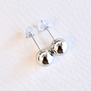 【ジュエリー】Pt900 プラチナ 地金 シンプル ボール ピアス (7mm) 保証書付 KO-0033 242-011-a