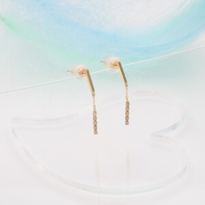 K18 0.10ct ダイヤモンド ピアス　FFP-000344