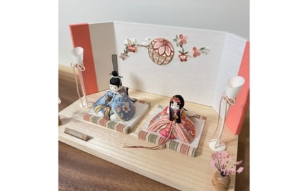 雛人形のminicola rico美琴（みこと） 木目込み親王飾り雛人形　木台　鞠刺繍屏風セット