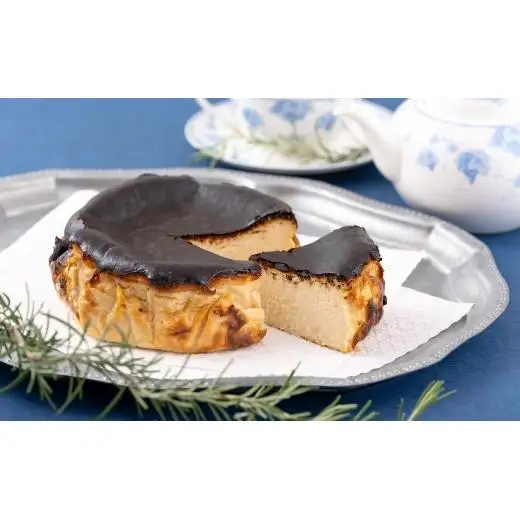カップティラミスとバスクチーズケーキセット
