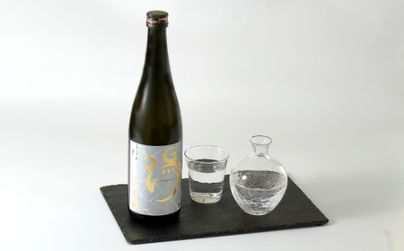 【箱入り】未来酒～大潟村のお米を使った日本酒～4合瓶(720ml)×6本【配送不可地域：離島・沖縄県】【1668255】