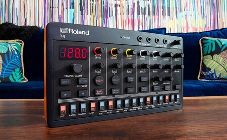 ビートマシン AIRA Compact Beat Machine 楽器 ビートマシン