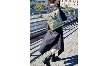 TENT BAG SARAH.01　防水バッグパック【カーキ】 AJU0004VC02
