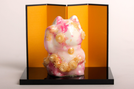 【 京阪百貨店厳選 】坂本 幸雪　シュガーアート　招き猫ピンク（70×70×100ｍｍ）_OS048-0052-1