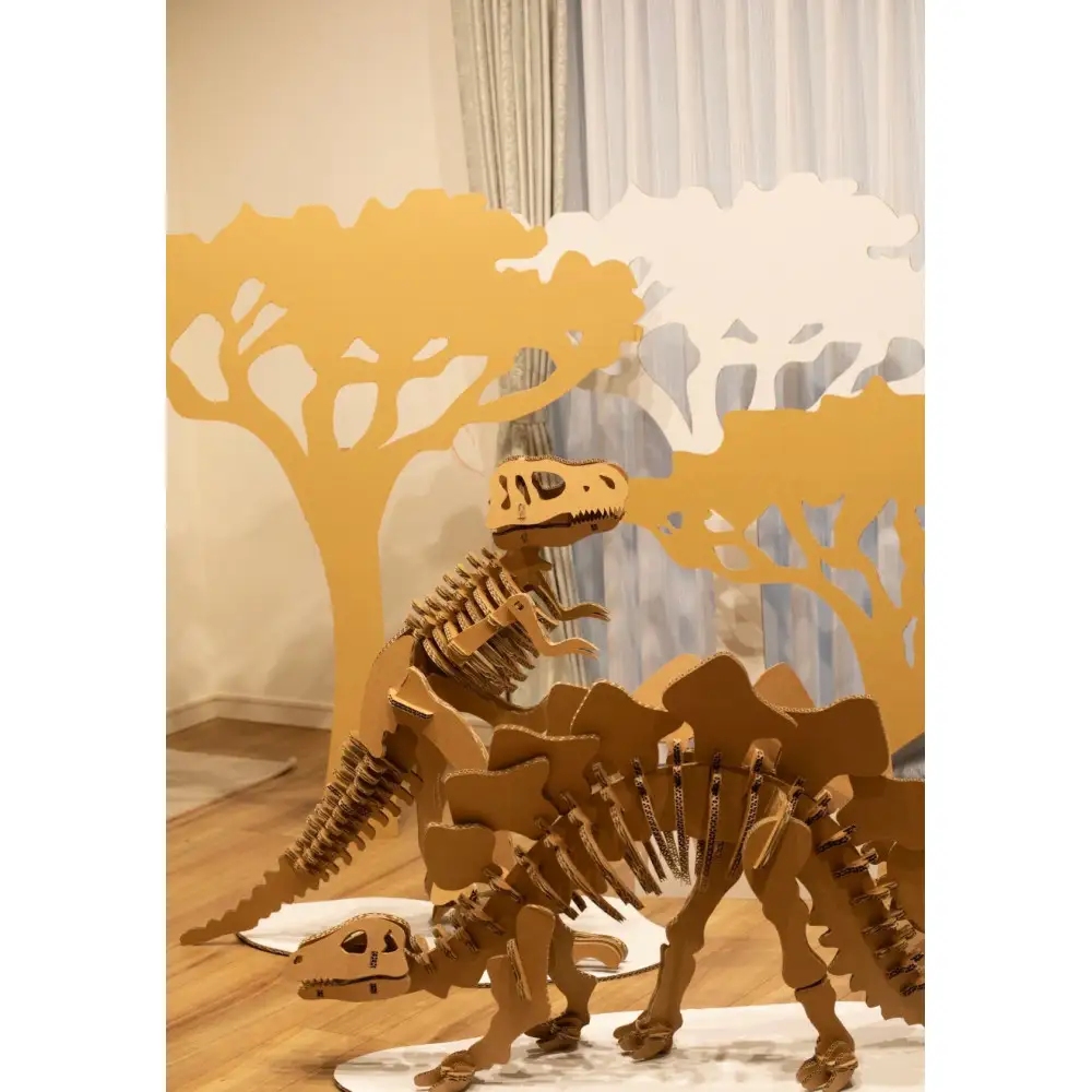 【Qumu】大型ダンボール骨格標本キット　ティラノサウルス