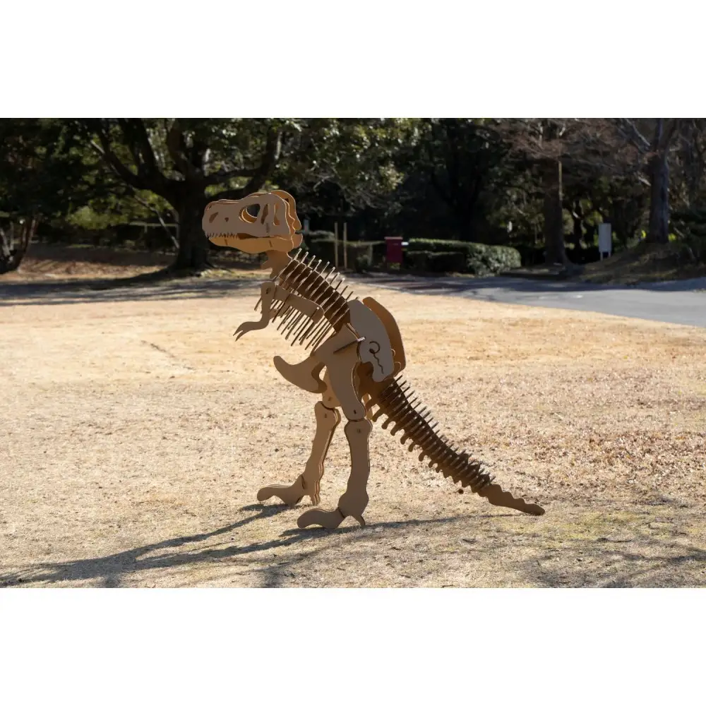 【Qumu】大型ダンボール骨格標本キット　メガティラノサウルス