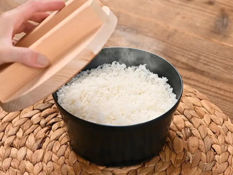 O111 お米炊くパン