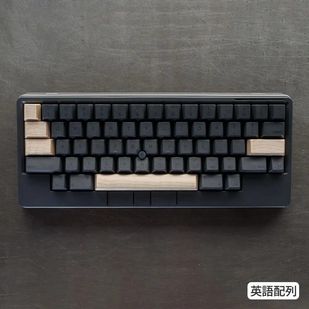 HHKB Studio専用 木製キートップ 英語配列 メープル ／ HHKB Studio キートップ 木製キーボード メープル 無垢材 キーキャップ ナチュラルカラー カスタムキーボード 静音タイピング 打鍵音改善 タイピング快適化 手触り さらさら質感 デスク環境 おしゃれガジェット 日本製 精密加工 ハンドメイド 汚れにくい 広島県 No.1230-01