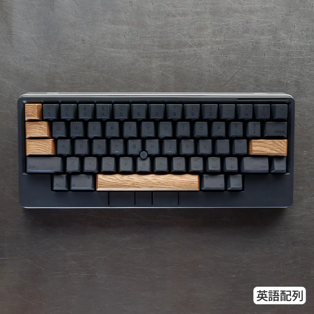 HHKB Studio専用 木製キートップ 英語配列 オーク ／ HHKB Studio キートップ 木製キーボード オーク 無垢材 キーキャップ 木目 デザイン カスタムキーボード 静音タイピング 打鍵音改善 タイピング快適化 手触り ナチュラル素材 デスク環境 おしゃれガジェット 日本製 精密加工 ハンドメイド 経年変化 広島県 No.1231-01
