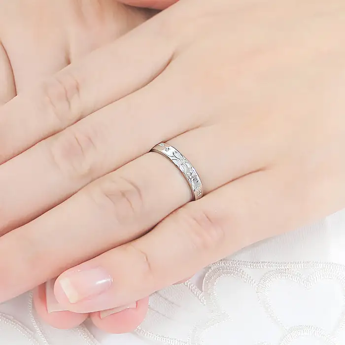 指輪 桜 プラチナ PT900 ダイヤモンド 0.05ct 和柄 花模様 花びら ストレート 5～16号 レディース リング ジュエリー 山梨県 南アルプス市 【327-pt】 ALPAZ199